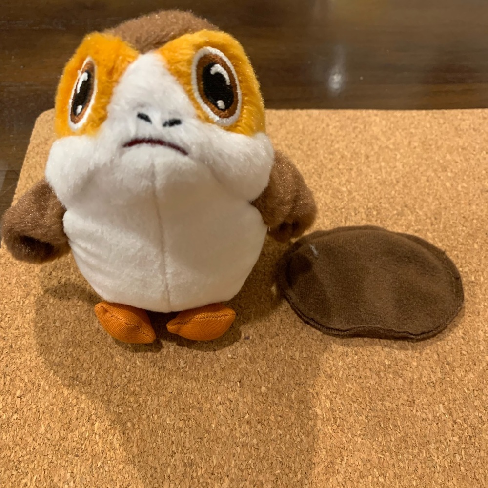 Disney StarWars Porg shoulder sitter
